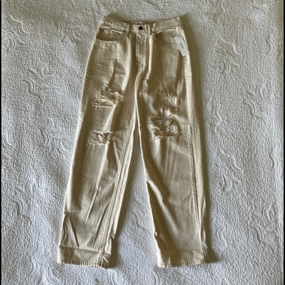 NWT - Urban Outfitters - ‘Vintage Feel High-Waist Baggy Jean’ - Crème - Size 30
